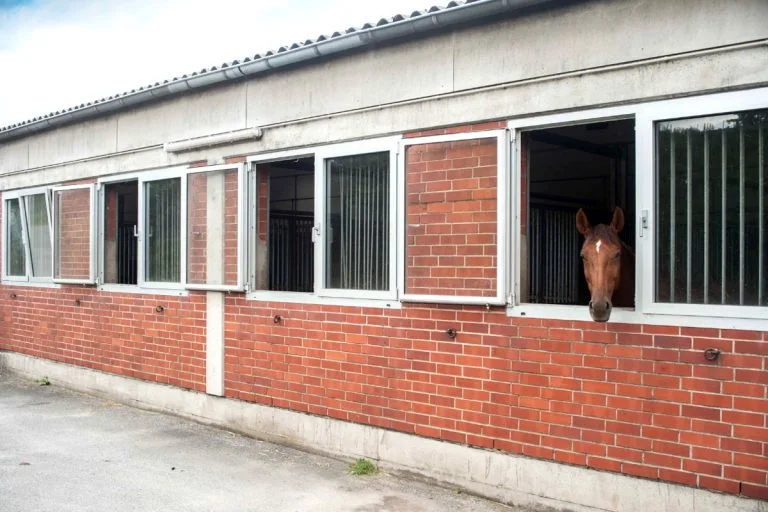 Geräumige Innenboxen